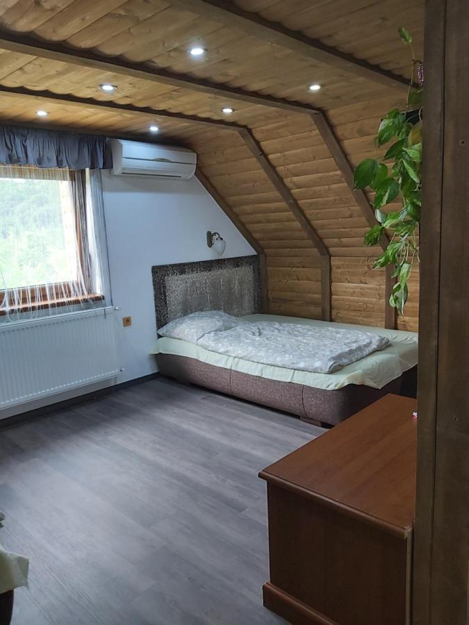 Kovacsszenaja Vendeghaz别墅 外观 照片